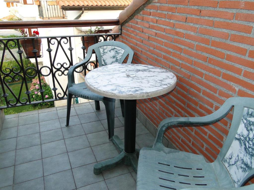 Posada La Mies Noja Habitación foto